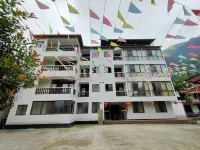 Yujing Fengwu Jiutian Homestay - Farmhouses
