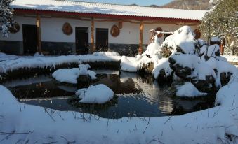 Dahongshan Root Carving Culture Industrial Park