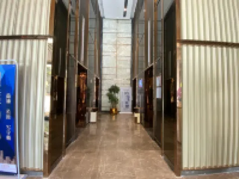 Weixiangwu  Apartment (Hanxi Changlong Wanbo Tianhe City store)