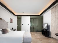 三亚凤凰岛至尊海景度假酒店 - 迪拜至尊荣耀复式两房两厅总统套房