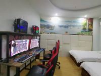 芭比伦电竞酒店(上海友谊路店) - 商务双床房