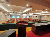 Vienna International Hotel (Korla Qilin Bridge store)