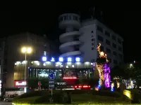 Pu'er Upstairs Hotel