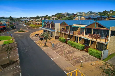 Sea Foam Villas