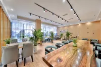 雅丁假日飯店（仁壽城市濕地公園店） - 2 星級