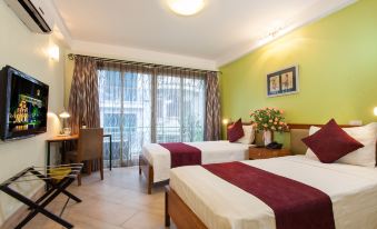 Hanoi Iris Boutique Hotel