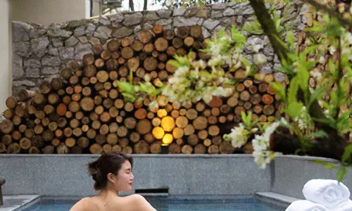 Yifangxi Hot Spring Hotel (Xianahei Branch, Wanfenglin Scenic Area)