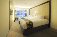 Louis Kienne Hotel Pandanaran Semarang otelleri