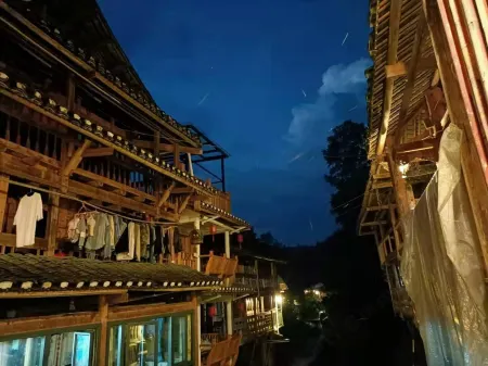 Yuzhu Gushe Inn (Yujiang Dali Village Branch) Отели рядом с достопримечательностью «Dalicun»