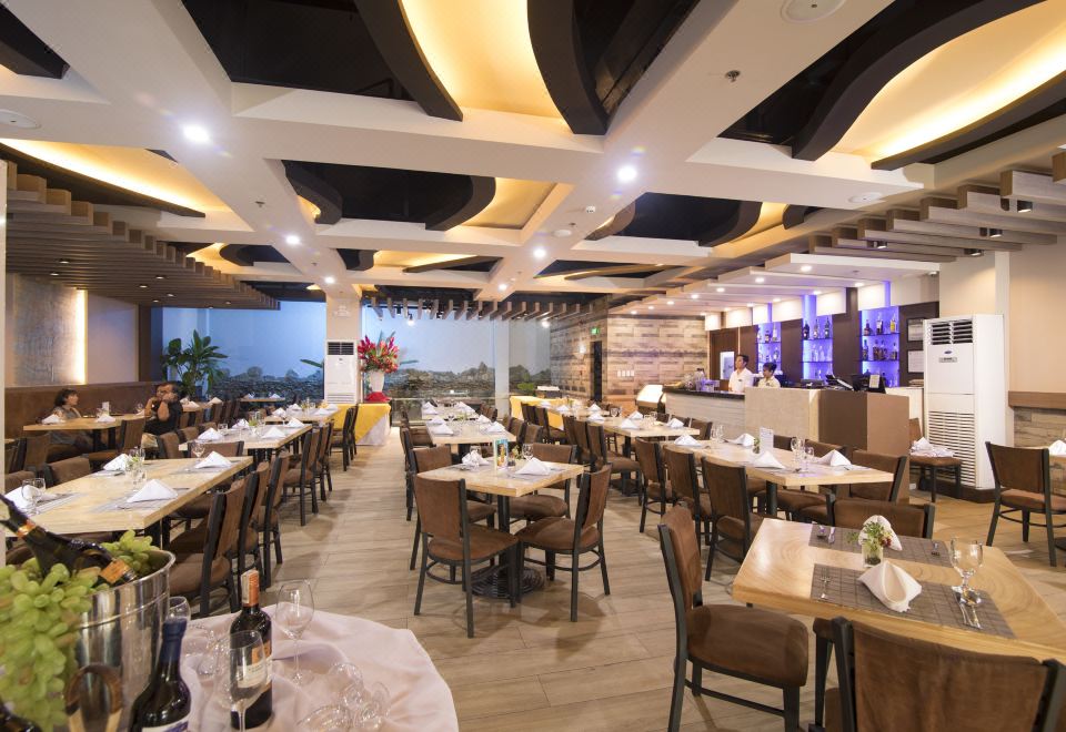 Kew Hotel - Tagbilaran Over view