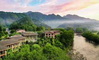 Mount Fanjing Borui Resort