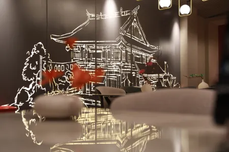 Mercure QianMen Hotel Beijing Отели рядом с достопримечательностью «Capital Normal University North 2nd Branch»