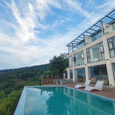 Hongya Baopu Yunlu Homestay