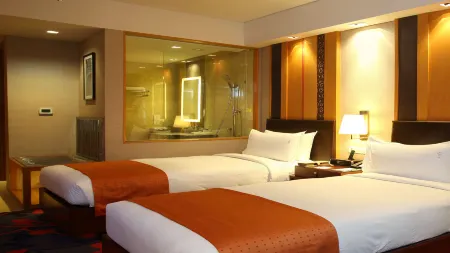 Holiday Inn New Delhi Mayur Vihar Noida