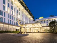 Ramada Plaza by Wyndham Chao Fah Phuket Hotels near King Power Phuket Complex