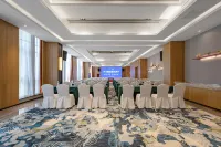 Manju Premiun Hotel · Xinchang - Business