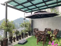 Phoenix Sanhuai Hall b&B Hotels in Fenghuang