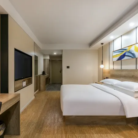 Super 8 Preferred Hotel (Taicang Nanyang Plaza)