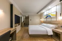 Super 8 Preferred Hotel (Taicang Nanyang Plaza)