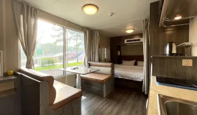 Liyang Qichelais RV Campground Hotels in Caoshan / Wawu Mountain