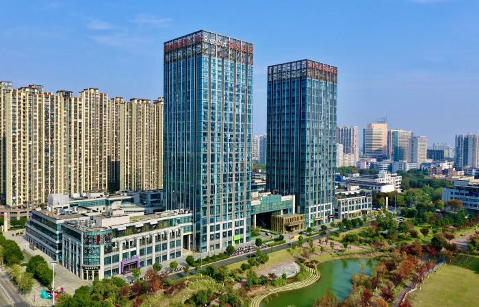 Mujiangnan Hotel (Changzhou Dinosaur Park Manhattan Plaza)