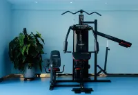 Minghua Hotel (Aksu Tianbai Fashion Shopping Center Xinglong Underground Street Branch) - Gym