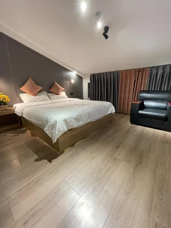 A  Home  Homestay Отели в г. Гуанхан