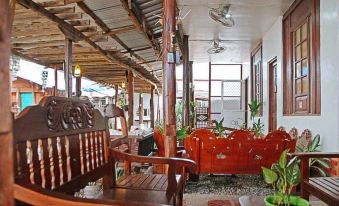 5. RedDoorz..