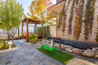 Dream Back To The Great Wall Hotel