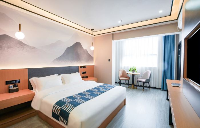 Homeinn · Aifeel Hotel (Lushui Nujiang Bridge Liuku National Stadium)