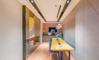 Homeinn Selected Hotel (Shanghai Daning International Circus Subway Station)
