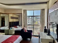 Hongdu Business Hotel Hotel a Baoxi Bamboo Architectural Complex