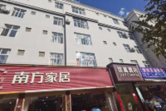 Shiping Jiayu Hotel