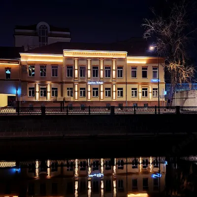 Gesten Hotel Hotel dekat Stasiun Tulskaya