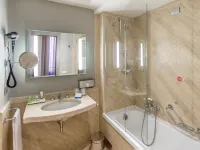 إن إتش كوليكشن ميلانو تورينج Hotels near توراتيه