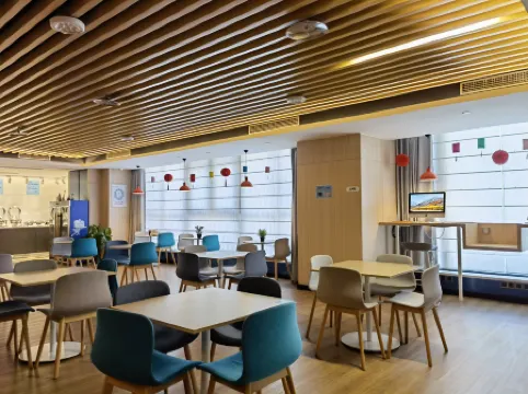 Holiday Inn Express ZHOUSHAN DINGHAI by IHG