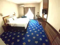 Adig Suites - 駐車場