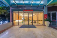 Hankoala Boutique Hotel (Zhuhai Gongbei Port Fuhuali Branch) Отели рядом с достопримечательностью «Автобусная остановка в Хуэйбэй»