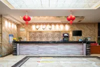 Golden Cube Hotel