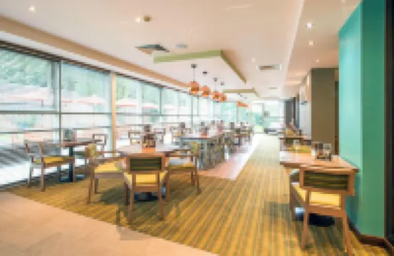 班博裡中心（城堡碼頭）普瑞米爾飯店 - 早餐