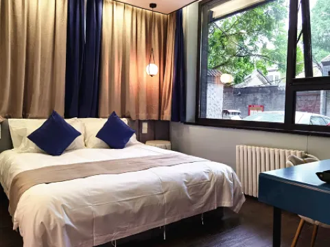 HongXiImpressions Beijing Guesthouse Отели рядом с достопримечательностью «Dongcheng Mao'erhutong No.5 Quadrangle Courtyard»