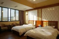 Dolphin Bay Hotel