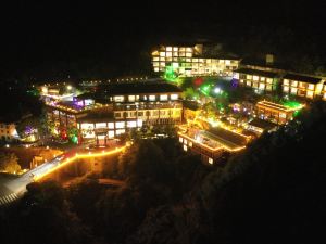 Yulongshan Dong Spring Resort