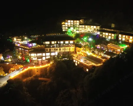 Yulongshan Dong Spring Resort Hotels in Taishun