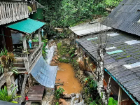 ไชยพล โฮมสเตย์ หมู่บ้านแม่กำปอง โรงแรมในอำเภอ แม่ออน