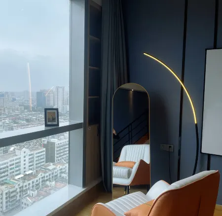 Sishi Apartment (Longyannan Road Food Street Branch Wanxiangcheng Shantou)