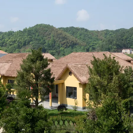 Huaya Panshizhou Senlin Huayuan