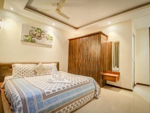 Upar Hotels Bambolim Beach, Goa