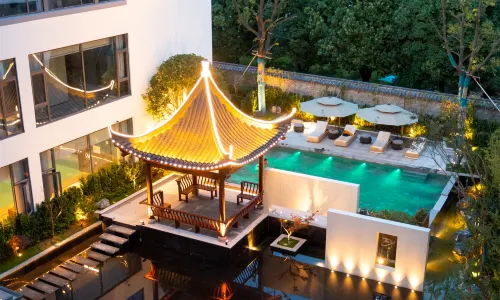 九里·汀溫泉度假飯店（涇縣皖南川藏線青龍潭店）