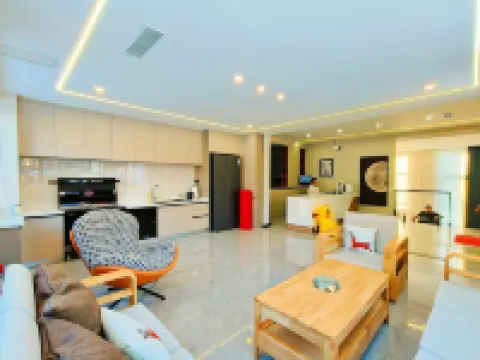 Altai Mountain Down Xiaozhu Homestay